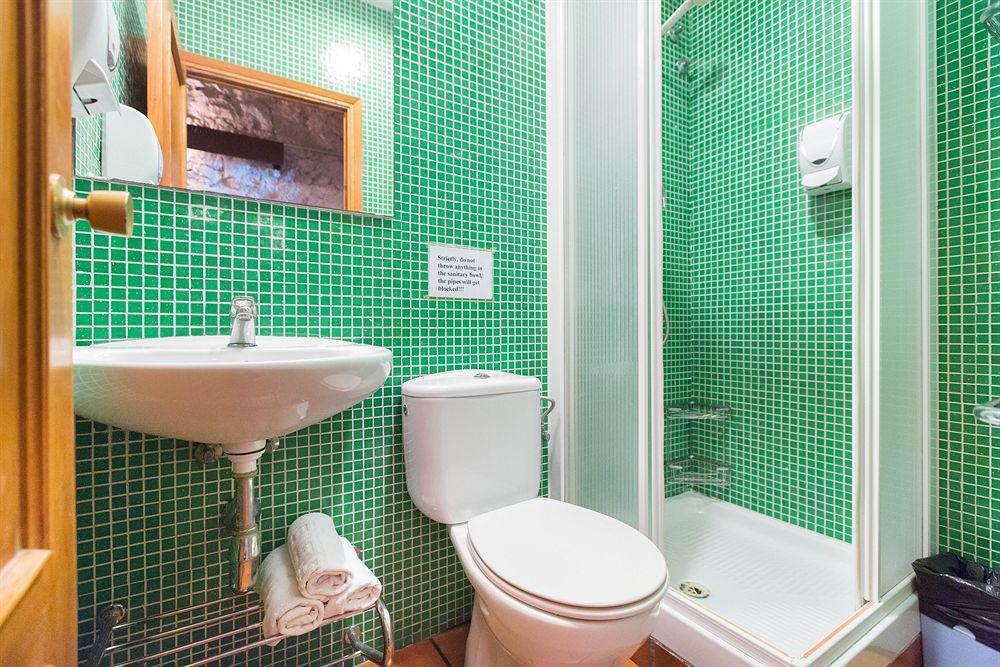 Ainb Ramblas-guardia Appartement *